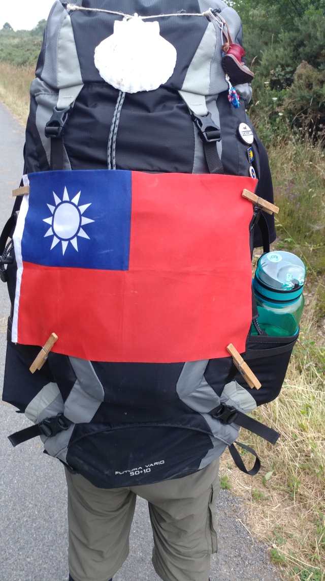 Pilgrim with flag from China